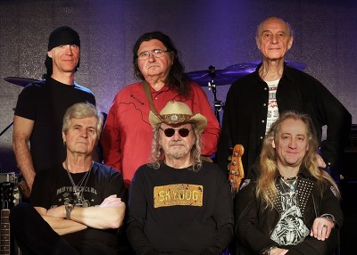 Plakát události Žlutý pes – Yellow Dog 30 let tour