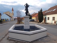 FOTO: Perná, Dolní Kounice a Velké Pavlovice soutěží o Nejlépe opravenou památku