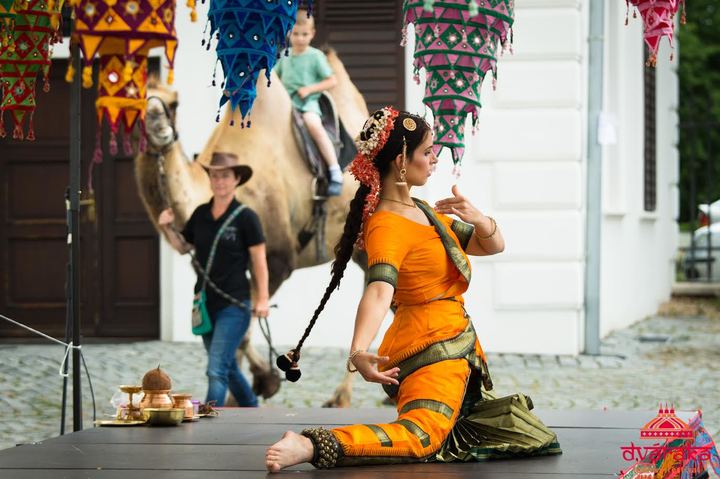 Den indické kultury Rosice 2 + Dváraka indický festival.jpg