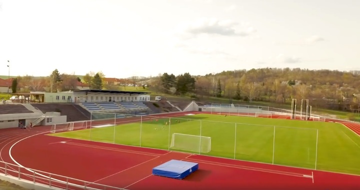 Slavkov u Brna stadion 2 + Slavkov u Brna.jpg