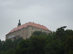V Náměšti na zámku se opravují terasy