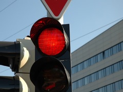 Řidič ve Slavkově ignoroval červenou i kyvadlový provoz. Spěchal jsem domů, vymlouval se