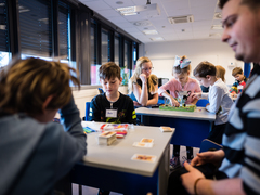 V Mníšku funguje třetím rokem bilingvní program Young Hippocamous