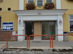 Podvodník v Říčanech vybírá peníze za služby