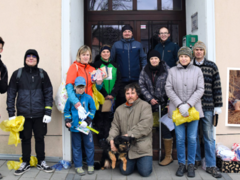 Při jarním úklidu Dolních Kounic se vysbíralo 18 pytlů odpadků