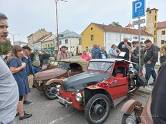 FOTO: Do Blanska zavítali příznivci velorexů. Podzimní sraz přilákal desítky návštěvníků