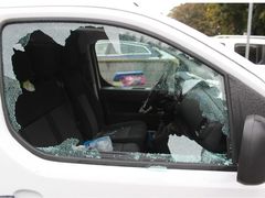 Zloděj v Břeclavi přes noc vykradl tři auta. Policisté hledají důležitého svědka