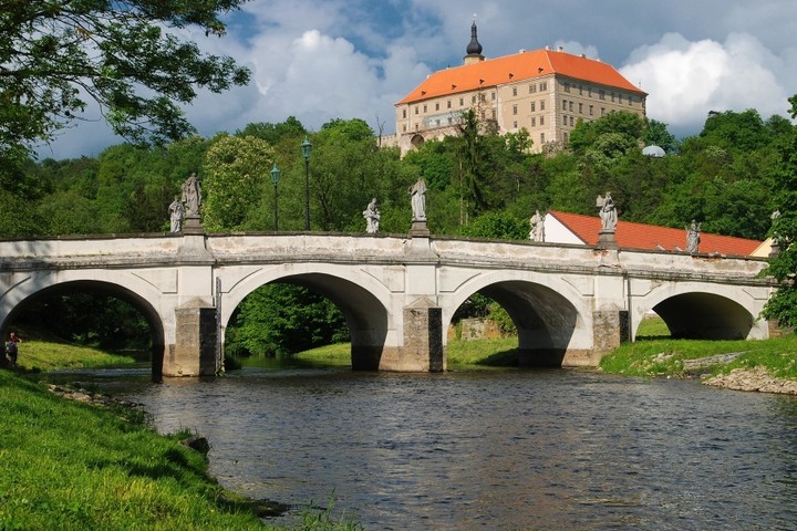 DSC_2555 zámek most u - Jiří Polehla.jpg