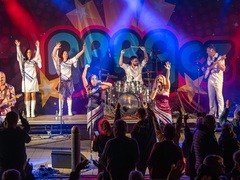 Příbram hostí první ročník festivalu Fest Revival. Návštěvníci se mohou těšit na hity legend